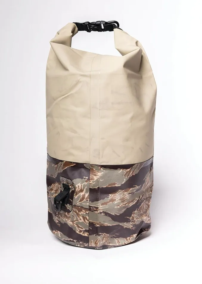 7 Seas 20L Dry Pack Khaki Men Vissla Accessories
