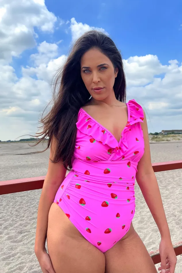 Agnes Swimsuit 8211 Strawberry Pink Women Cras Swimwear