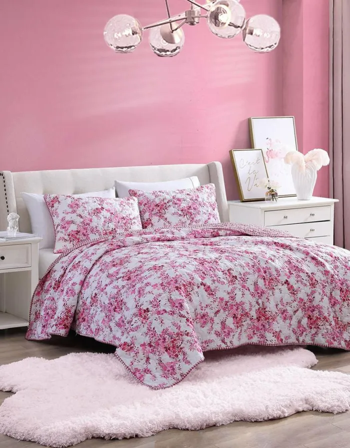 Betsey Johnson Women BETSEYS FLORAL VINEYARD TWIN QUILT SHAM SET PINK Betsey Johnson Women BETSEYS FLORAL VINEYARD TWIN QUILT SHAM SET PINK
