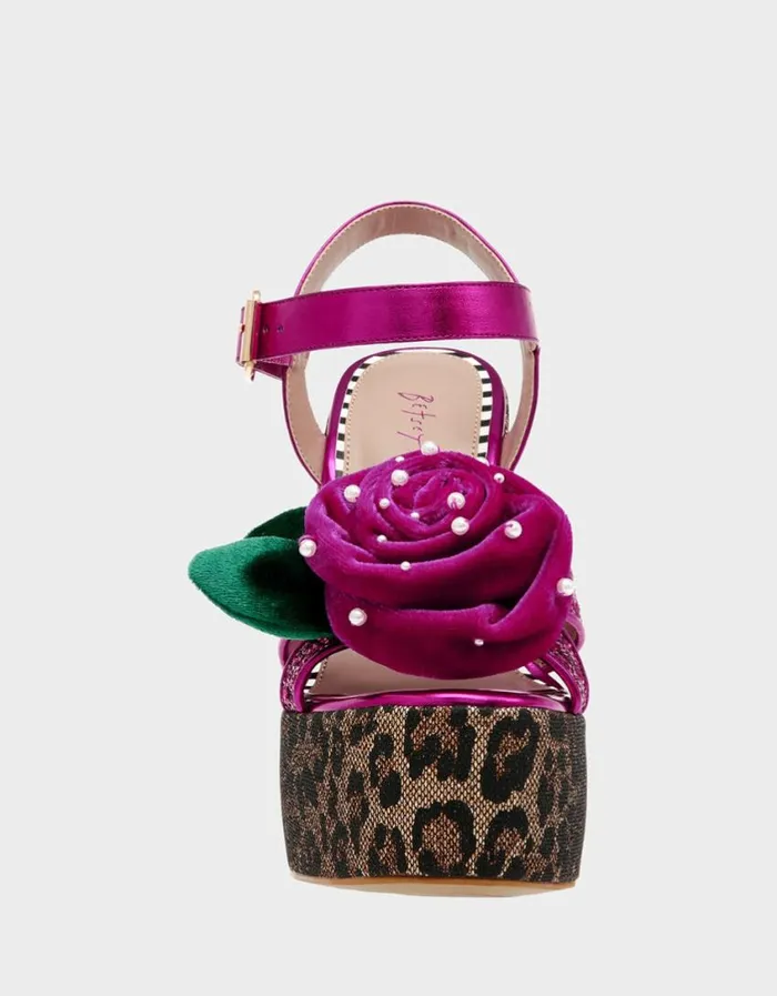 Betsey Johnson Women EUGENE LEOPARD MULTI Leopard Multi