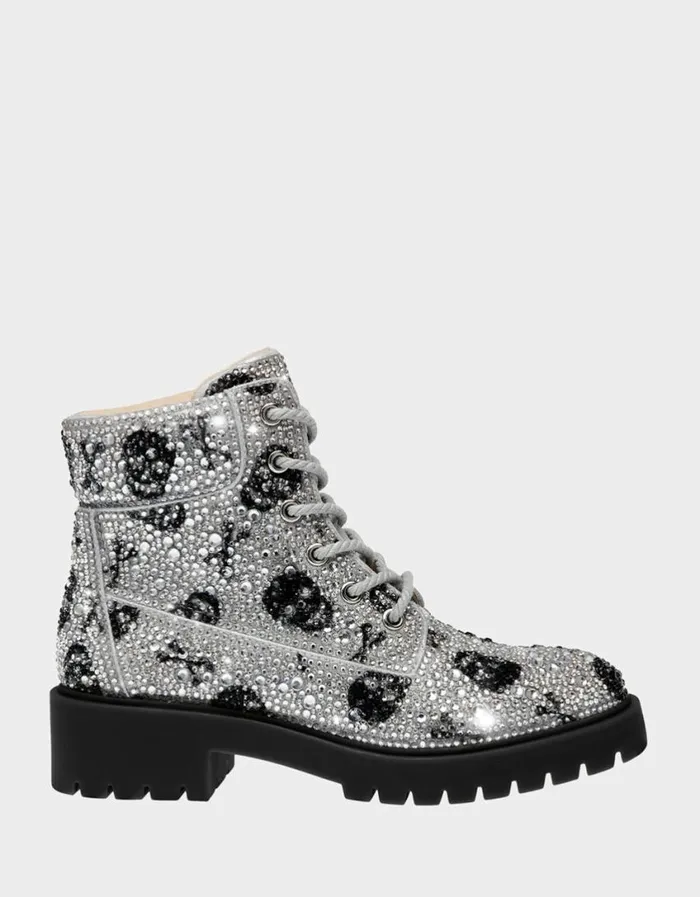 Betsey Johnson Women HUDSN SKULLS Skulls
