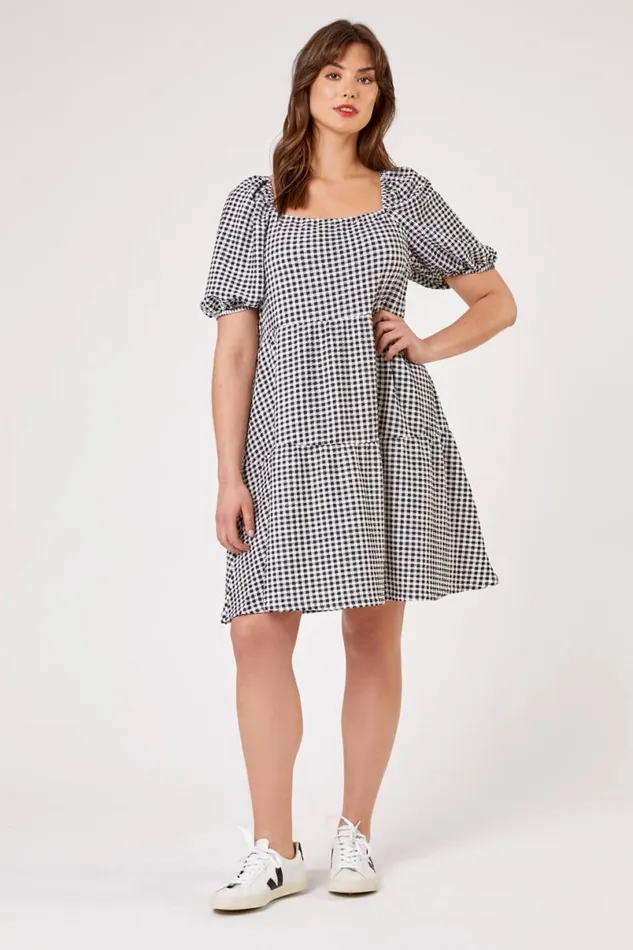 Black Curve Gingham Print Tiered Dress Women Roman Dresses