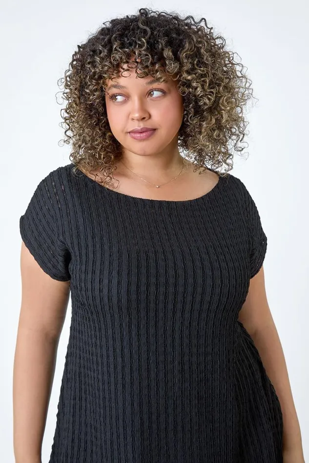 Black Curve Textured Short Sleeve TShirt Women Roman Tops