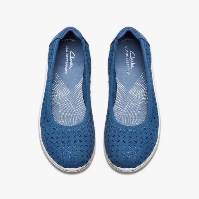 Breeze Roam Blue Women Clarks Flats