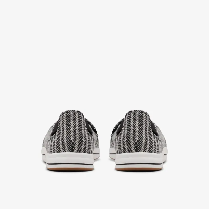Breeze Step II Black Fabric Women Clarks Flats