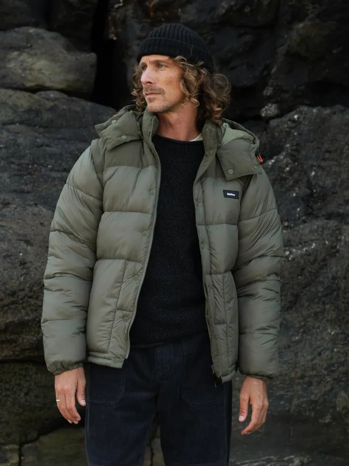Finisterre Jackets and Coats Men Stratos Modular Jacket Olive
