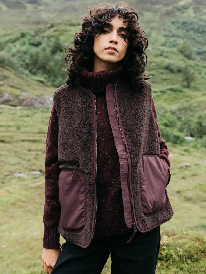 Finisterre Jackets and Coats Women Orsik Fleece Vest Seal Brown
