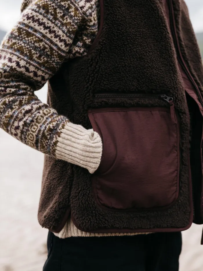 Finisterre Jackets and Coats Women Orsik Fleece Vest Seal Brown