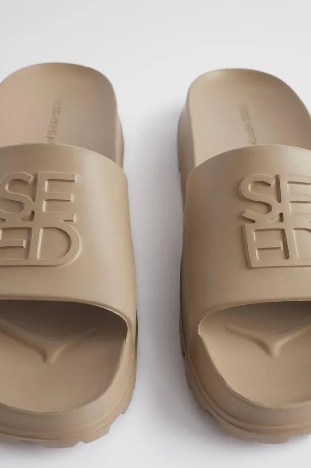 Flats Woman Seed Heritage Quad Logo Slide Cookie