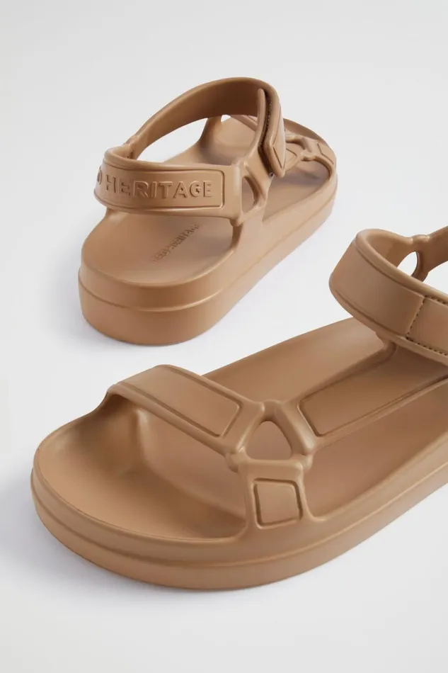 Flats Woman Seed Heritage TriStrap Jelly Sandal Caramel