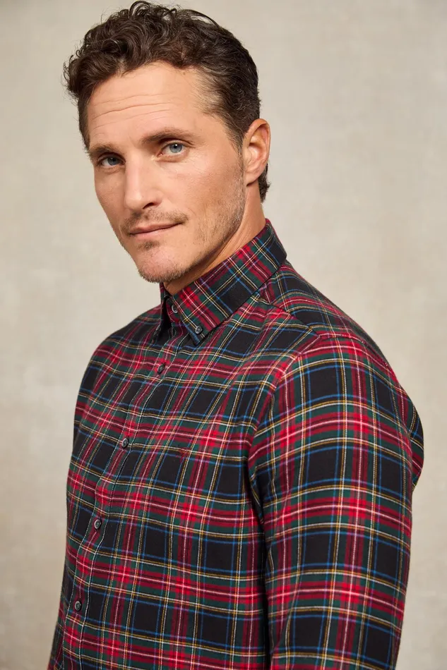 Holland Cooper Classic Button Down Shirt Sandringham Red Men Shirts Holland Cooper Classic Button Down Shirt Sandringham Red Men Shirts