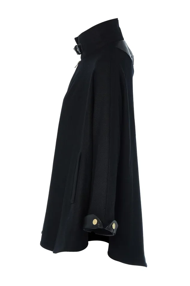 Holland Cooper The Classic Cape Black Women Tailoring
