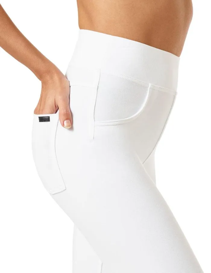 Hue Game Changing HiRise Capri White Women Denim