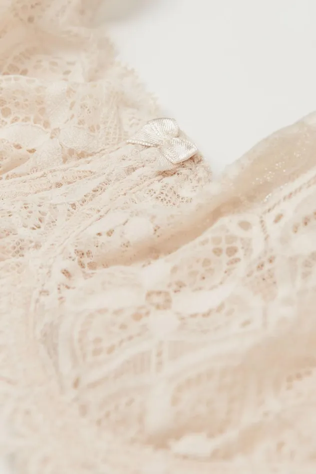 Intimissimi NonPadded Women Daniela Balconette Bra In Lace Natural 2280 8211 Avorio Crema