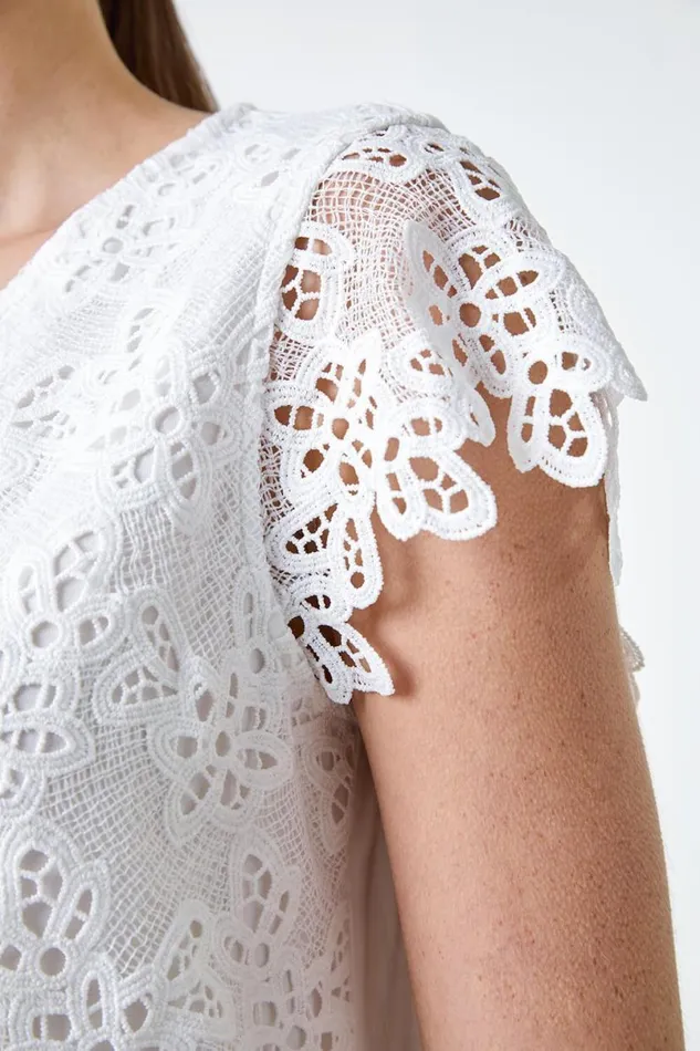 Ivory Floral Lace Sleeveless Top Women Roman Tops