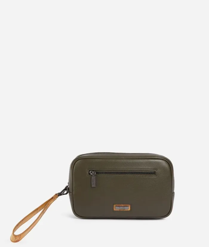 Man Pouches and Toiletry Bags Alviero Martini Beta Leather Carryall Case Military Green Man Pouches and Toiletry Bags Alviero Martini Beta Leather Carryall Case Military Green