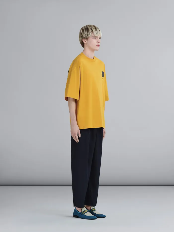 Marni Black Daisy Print Yellow Jersey Crewneck Tshirt Gold Mens Sweatshirts and Tshirts Marni Black Daisy Print Yellow Jersey Crewneck Tshirt Gold Mens Sweatshirts and Tshirts