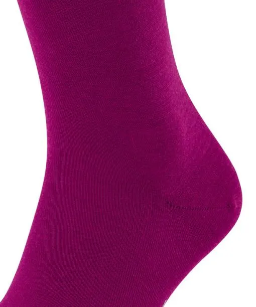 Men Airport Men Kneehigh Socks Arctic Pink FALKE Knee High Socks Men Airport Men Kneehigh Socks Arctic Pink FALKE Knee High Socks