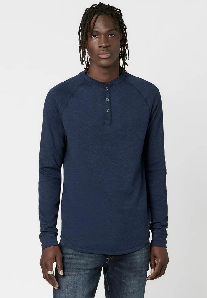 Men Kariver Henley Long Sleeve Shirt Chocolate Buffalo David Bitton Sweaters