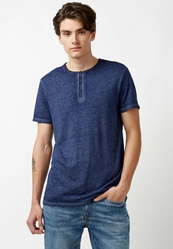 Men Kasum Buttoned Henley TShirt Cranberry Buffalo David Bitton Tops and Tees