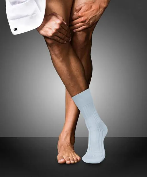 Men No 13 Finest Piuma Cotton Men Socks Light Blue FALKE Socks
