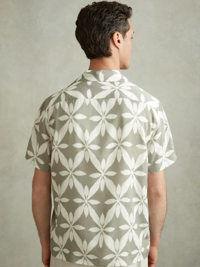 Men Reiss Shirts Marabel Relaxed Printed Cuban Collar Shirt Sage Green