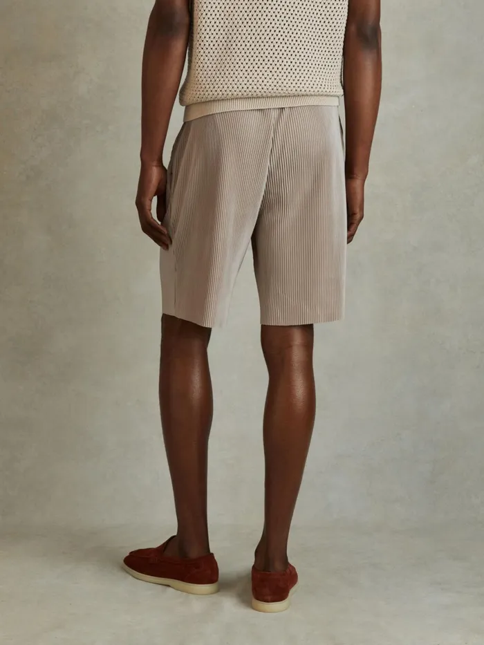 Men Reiss Shorts Milos Elasticated Plisse Shorts Champagne