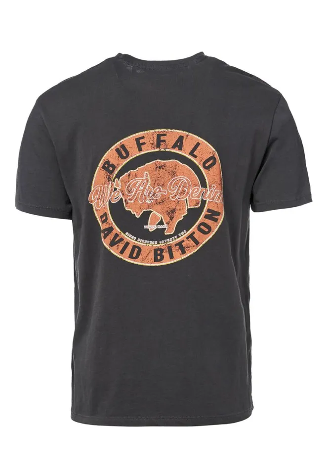 Men Tiseven Cracked Logo TShirt Charcoal Buffalo David Bitton Tops and Tees