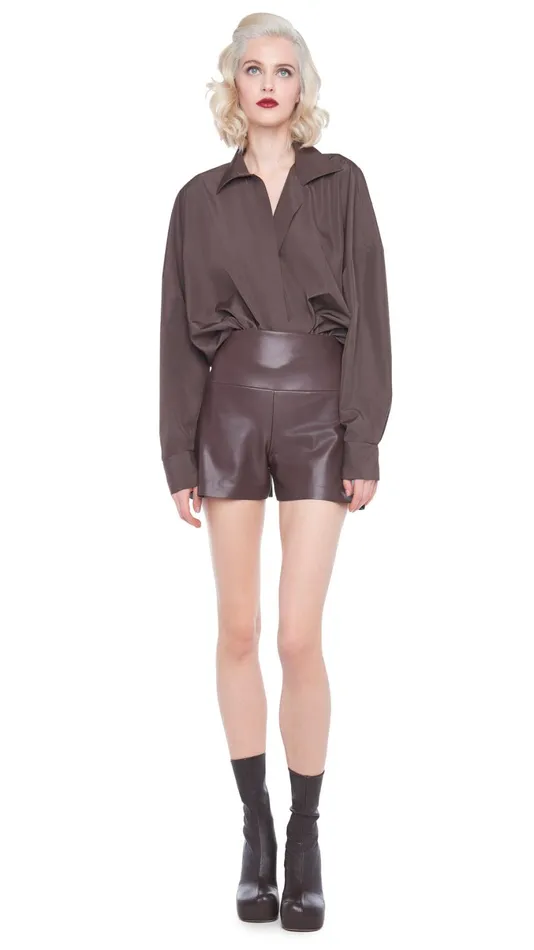 Norma Kamali Bottoms STRAIGHT LEG SHORT Chocolate 8211 Clothing