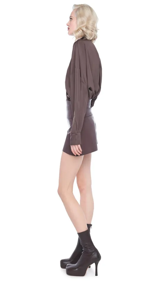 Norma Kamali Bottoms STRAIGHT LEG SHORT Chocolate 8211 Clothing