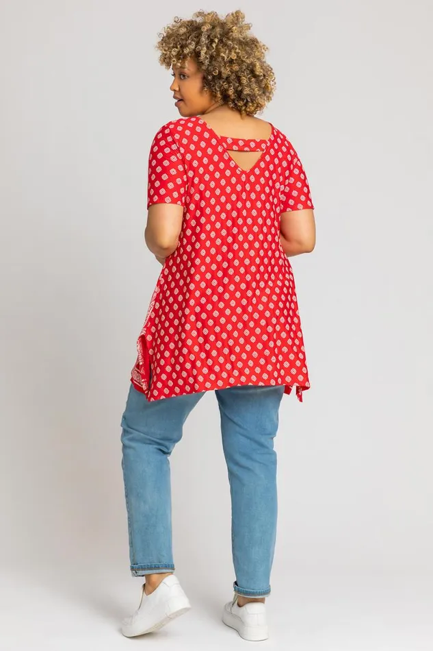 Red Curve Paisley Border Print Top Women Roman Tops