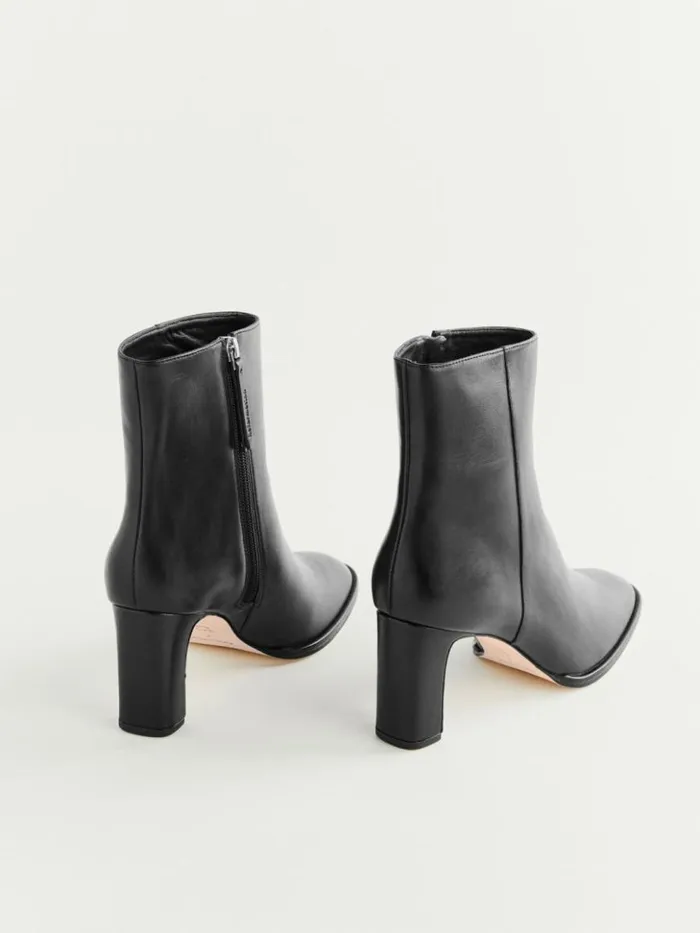 Shoes The Reformation Gillian Ankle Boot Black Leather