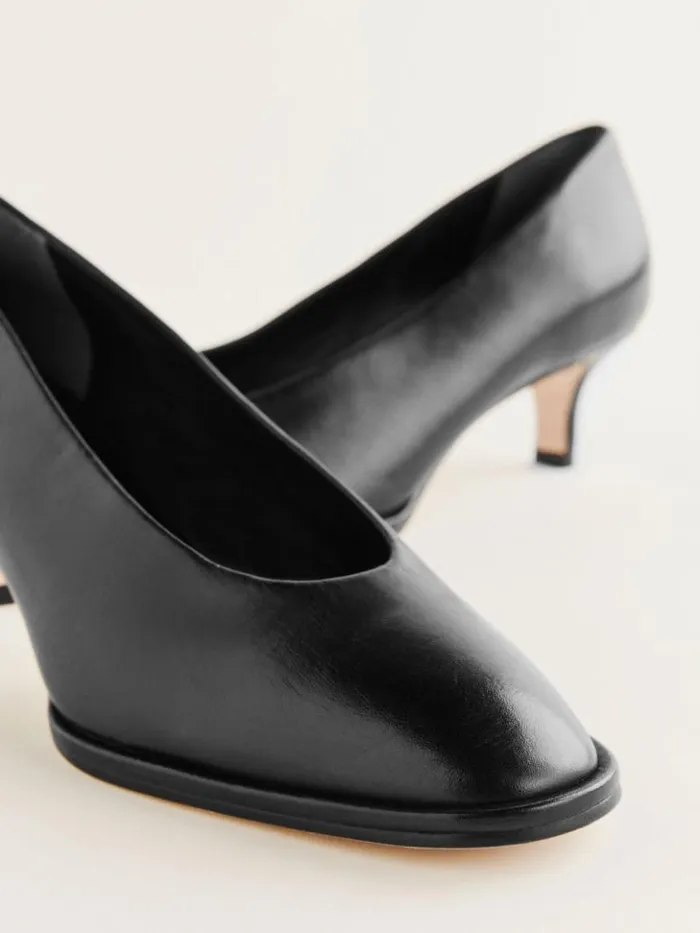Shoes The Reformation Gracelynn Pump Black Leather