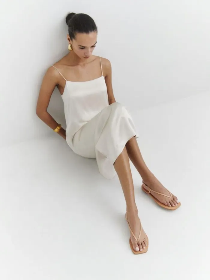 Shoes The Reformation Vincenza Thong Sandal Porcini Leather