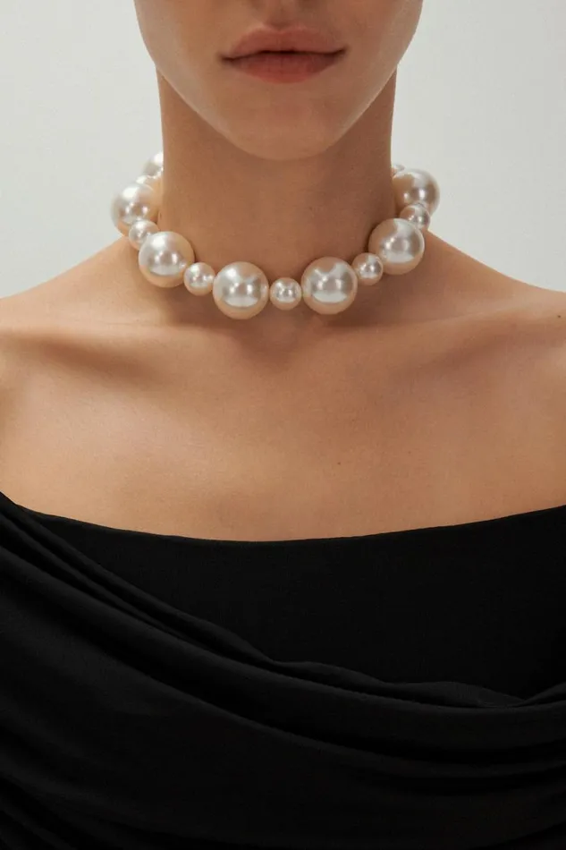 Shop Magda Butrym Jewelry Chunky Assorted Pearl Necklace Shop Magda Butrym Jewelry Chunky Assorted Pearl Necklace