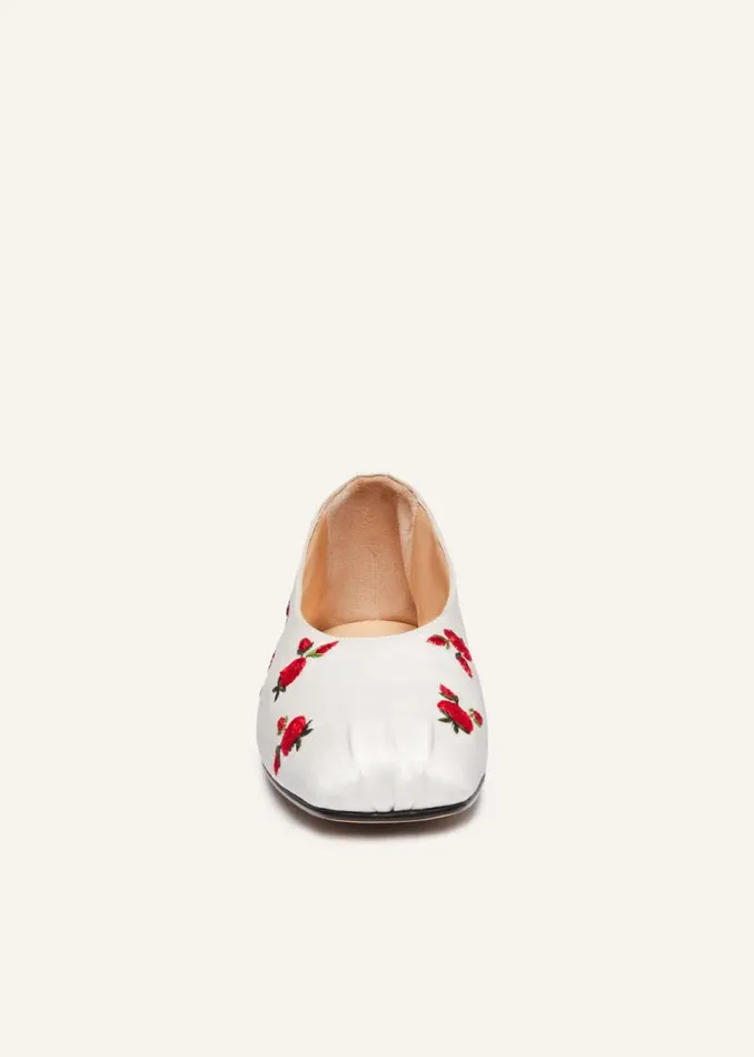 Shop Magda Butrym Shoes Satin Ballet Flats In Cream Shop Magda Butrym Shoes Satin Ballet Flats In Cream