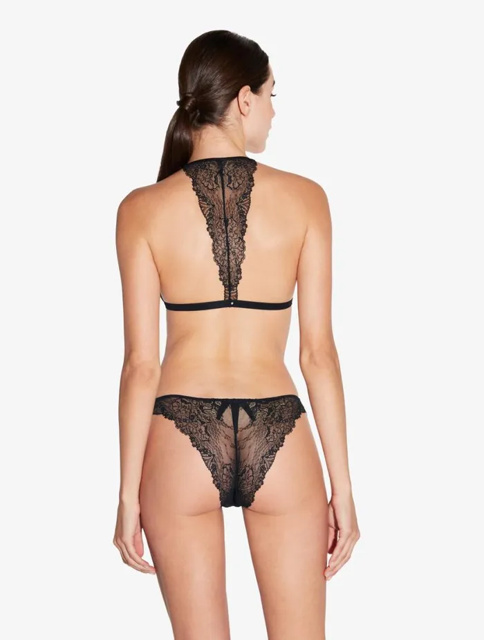 Soft Triangle Bra In Black With Leavers Lace Lingerie La Perla Triangle