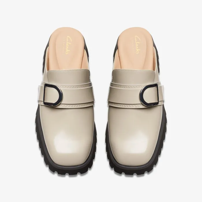 Stayso Free Ivory Leather Women Clarks Clogs and Mules