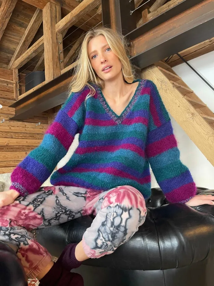 Sweaters Women Rose Carmine SWEATER VNECK STRIPES PRUNE
