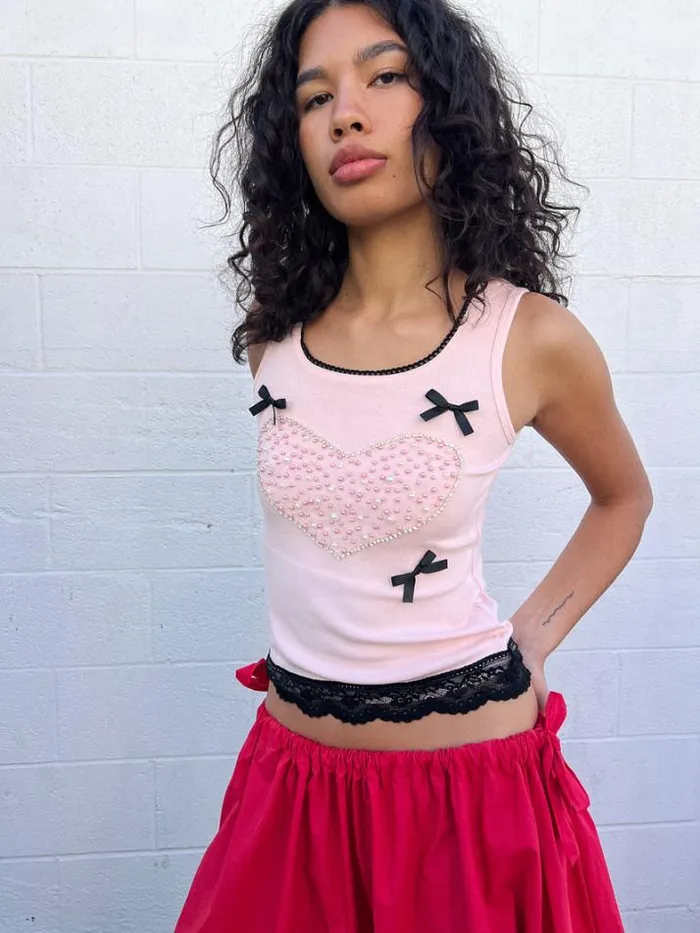 Tops Shop Lisa Says Gah Betsey Top