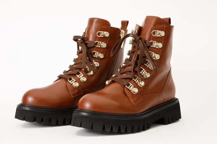 Vinci Leather Boots and Booties The Russel Brown Leather LaceUp Ankle Boot 8211 Women