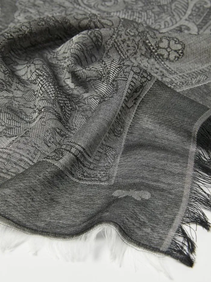 Woman Viscose And Modal Shawl White Black Maxmara Scarves And Foulards Woman Viscose And Modal Shawl White Black Maxmara Scarves And Foulards