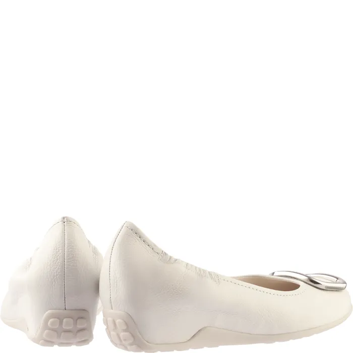 Women Niki Pumps Creme HGL Pumps