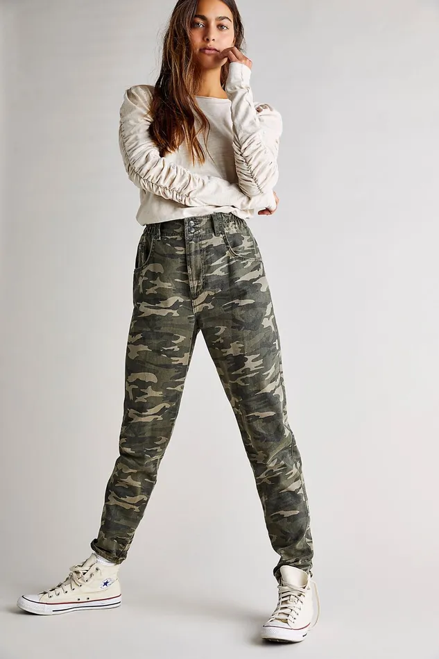 Women Printed Jeans Free People OneTeaspoon Pioneer Skinny Jeans Camo