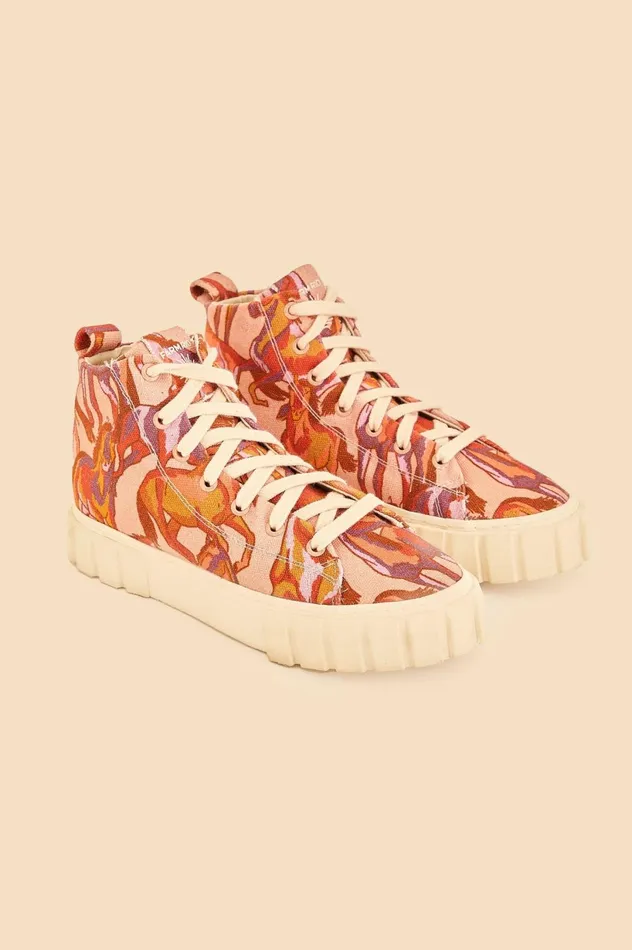 Women Rose Wild Horses Flatform Sneaker Wild Horses Rose FARM Rio Boots and Sneakers