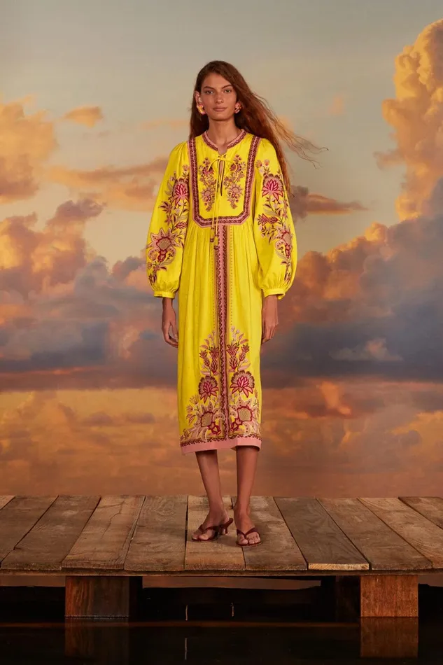 Women Yellow Embroidered Garden Tapestry Midi Dress Garden Tapestry Yellow FARM Rio Midi Dresses Women Yellow Embroidered Garden Tapestry Midi Dress Garden Tapestry Yellow FARM Rio Midi Dresses